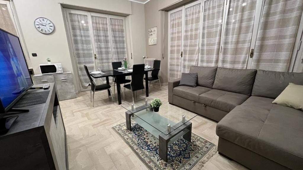 Апартаменти Casa Di Paola 2 Асті Екстер'єр фото